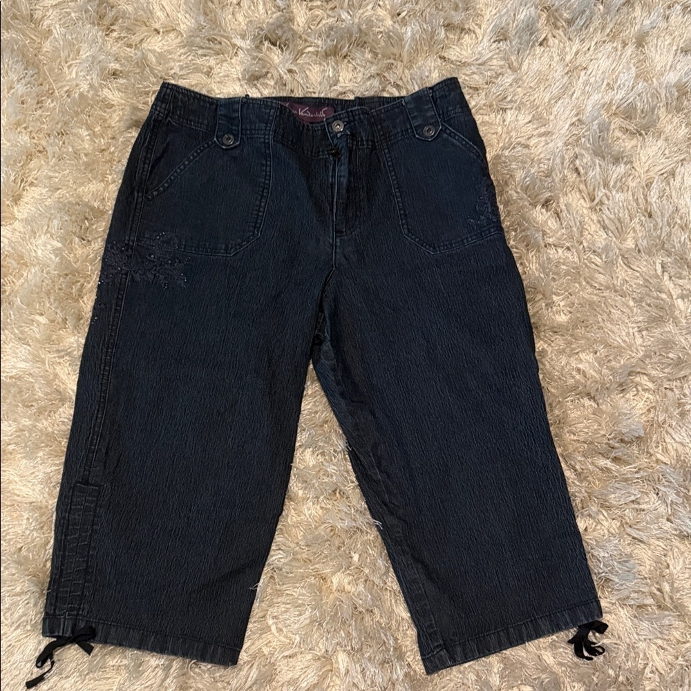 Gloria Vanderbilt Dark Wash Denim Capris